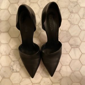 VINCE Black Pumps